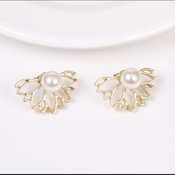 Multi-Wear Pearl Ball Lotus Earrings in Silver - Picture 4 of 5